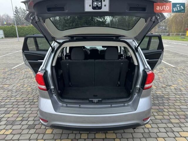 Сірий Додж Джорні, об'ємом двигуна 2.4 л та пробігом 124 тис. км за 13499 $, фото 69 на Automoto.ua