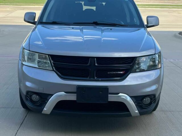 Серый Додж Джорни, объемом двигателя 2.4 л и пробегом 44 тыс. км за 8900 $, фото 1 на Automoto.ua