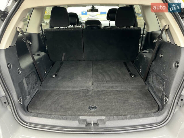 Серый Додж Джорни, объемом двигателя 2.36 л и пробегом 106 тыс. км за 13500 $, фото 47 на Automoto.ua