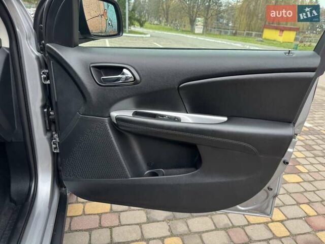 Сірий Додж Джорні, об'ємом двигуна 2.4 л та пробігом 124 тис. км за 13499 $, фото 38 на Automoto.ua