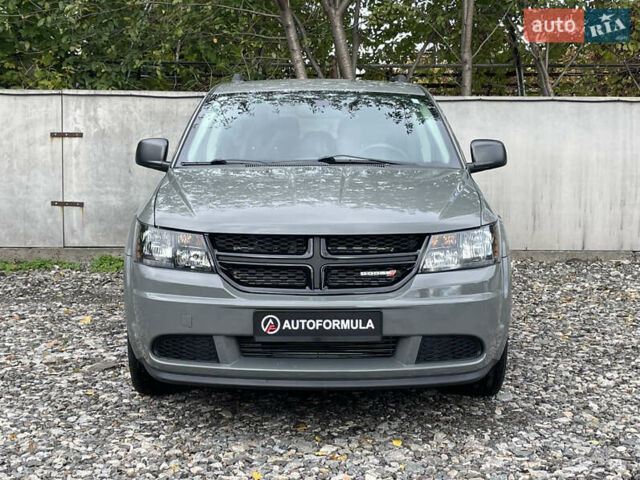 Додж Джорни 2020 в Киеве на Automoto.ua Серый Додж Джорни, объемом двигателя 2.36 л и пробегом 92 тыс. км за 14990 $, фото 3 на Automoto.ua