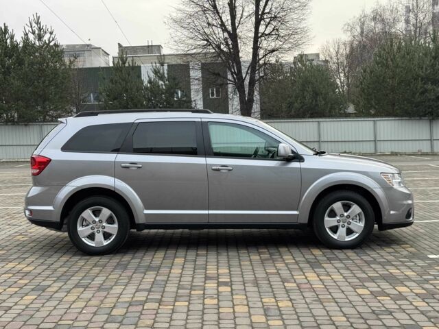 Серый Додж Джорни, объемом двигателя 2.4 л и пробегом 124 тыс. км за 13499 $, фото 10 на Automoto.ua