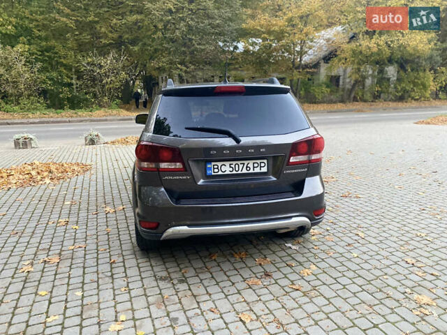 Сірий Додж Джорні, об'ємом двигуна 2.36 л та пробігом 126 тис. км за 13300 $, фото 3 на Automoto.ua