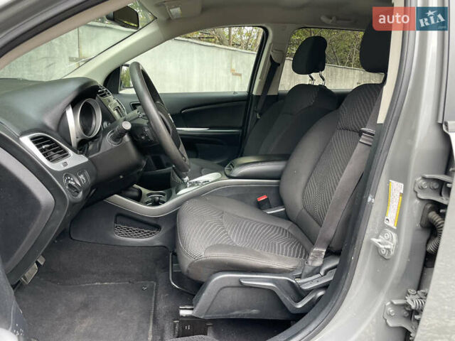 Додж Джорни 2020 в Киеве на Automoto.ua Серый Додж Джорни, объемом двигателя 2.36 л и пробегом 92 тыс. км за 14990 $, фото 11 на Automoto.ua