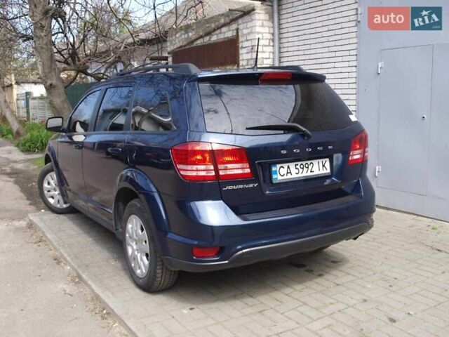 Синий Додж Джорни, объемом двигателя 2.4 л и пробегом 96 тыс. км за 12000 $, фото 1 на Automoto.ua