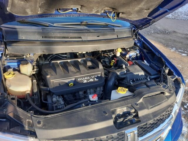 Синій Додж Джорні, об'ємом двигуна 2.4 л та пробігом 193 тис. км за 11700 $, фото 4 на Automoto.ua