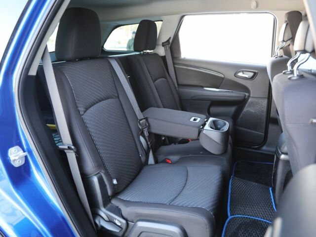 Синій Додж Джорні, об'ємом двигуна 2.4 л та пробігом 193 тис. км за 11700 $, фото 11 на Automoto.ua