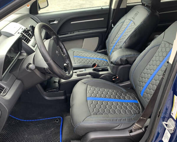 Синій Додж Джорні, об'ємом двигуна 1.97 л та пробігом 310 тис. км за 8250 $, фото 6 на Automoto.ua
