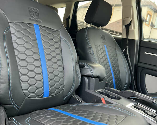 Синий Додж Джорни, объемом двигателя 2 л и пробегом 312 тыс. км за 7000 $, фото 32 на Automoto.ua