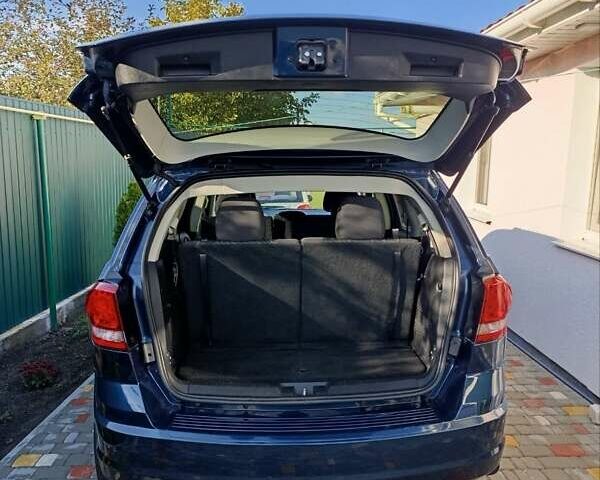 Синій Додж Джорні, об'ємом двигуна 2.36 л та пробігом 211 тис. км за 11200 $, фото 2 на Automoto.ua