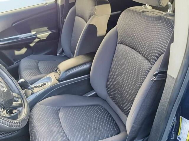 Синій Додж Джорні, об'ємом двигуна 2.4 л та пробігом 212 тис. км за 10600 $, фото 9 на Automoto.ua