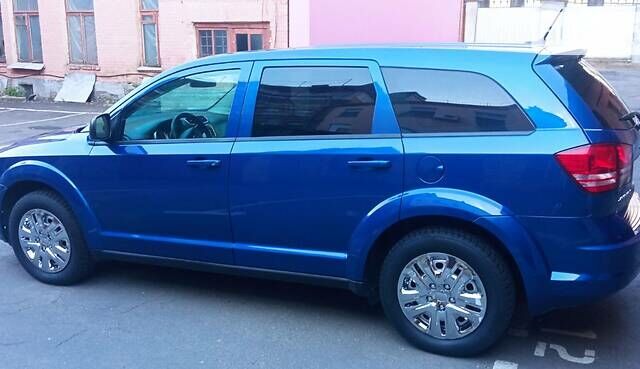 Синий Додж Джорни, объемом двигателя 2.4 л и пробегом 260 тыс. км за 8600 $, фото 5 на Automoto.ua