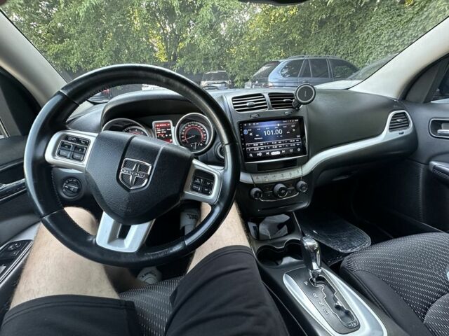 Синий Додж Джорни, объемом двигателя 2.4 л и пробегом 257 тыс. км за 9400 $, фото 10 на Automoto.ua