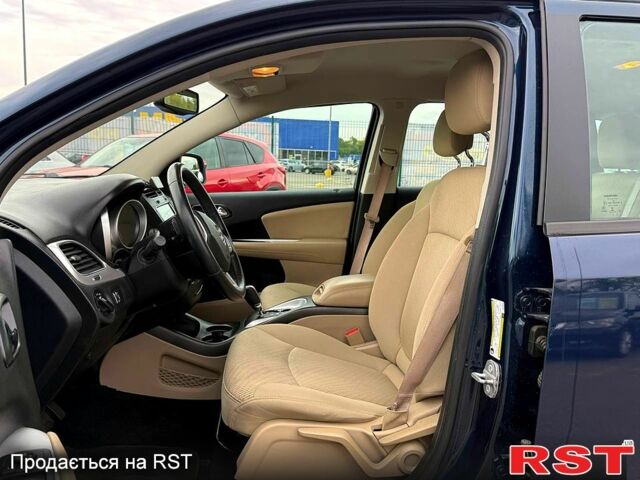 Синий Додж Джорни, объемом двигателя 2.4 л и пробегом 214 тыс. км за 9299 $, фото 6 на Automoto.ua