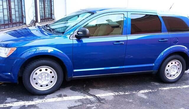 Синий Додж Джорни, объемом двигателя 2.4 л и пробегом 260 тыс. км за 8600 $, фото 8 на Automoto.ua