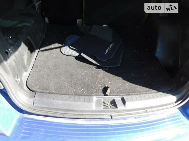 Синий Додж Джорни, объемом двигателя 2.4 л и пробегом 260 тыс. км за 8600 $, фото 44 на Automoto.ua