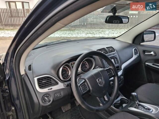 Синий Додж Джорни, объемом двигателя 2.36 л и пробегом 220 тыс. км за 9300 $, фото 8 на Automoto.ua