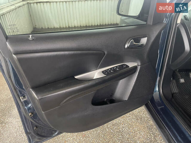 Синій Додж Джорні, об'ємом двигуна 2.36 л та пробігом 207 тис. км за 8700 $, фото 40 на Automoto.ua