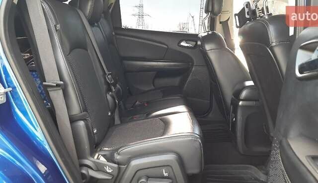 Синий Додж Джорни, объемом двигателя 2.36 л и пробегом 249 тыс. км за 11900 $, фото 11 на Automoto.ua