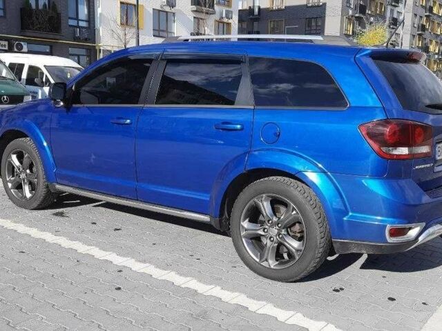 Синий Додж Джорни, объемом двигателя 2.4 л и пробегом 249 тыс. км за 11900 $, фото 2 на Automoto.ua