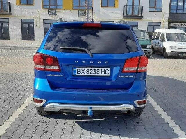 Синий Додж Джорни, объемом двигателя 2.4 л и пробегом 249 тыс. км за 11900 $, фото 3 на Automoto.ua