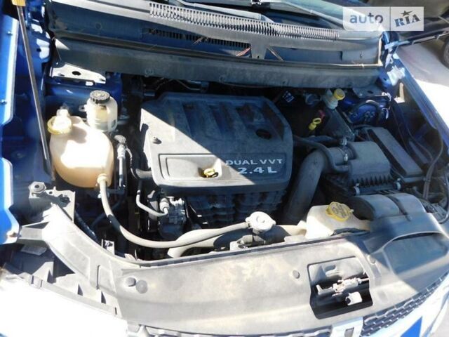 Синий Додж Джорни, объемом двигателя 2.4 л и пробегом 260 тыс. км за 8500 $, фото 46 на Automoto.ua