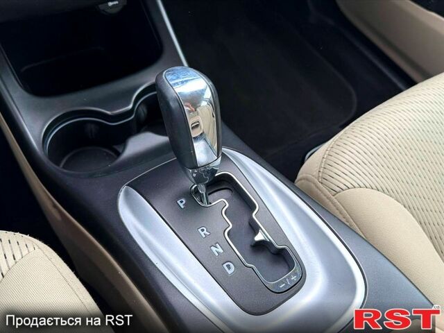 Синий Додж Джорни, объемом двигателя 2.4 л и пробегом 214 тыс. км за 9299 $, фото 7 на Automoto.ua