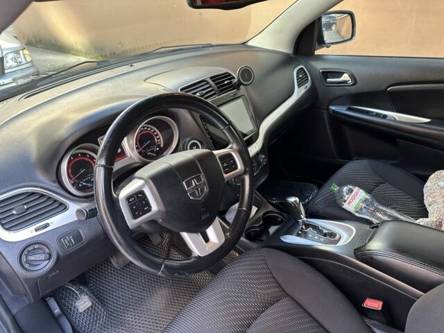Синий Додж Джорни, объемом двигателя 2.4 л и пробегом 257 тыс. км за 9400 $, фото 5 на Automoto.ua