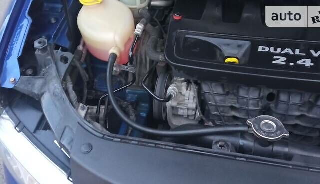 Синій Додж Джорні, об'ємом двигуна 2.4 л та пробігом 260 тис. км за 11500 $, фото 14 на Automoto.ua