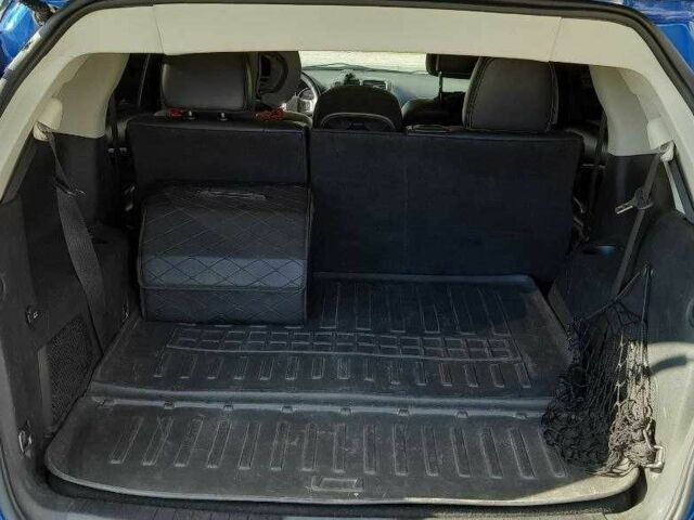 Синий Додж Джорни, объемом двигателя 2.4 л и пробегом 249 тыс. км за 11900 $, фото 13 на Automoto.ua