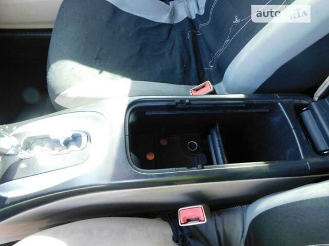 Синий Додж Джорни, объемом двигателя 2.4 л и пробегом 260 тыс. км за 8600 $, фото 31 на Automoto.ua