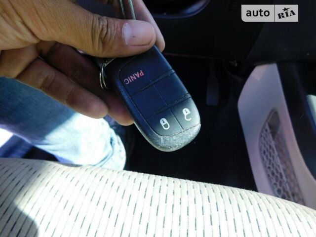 Синий Додж Джорни, объемом двигателя 2.4 л и пробегом 260 тыс. км за 8500 $, фото 17 на Automoto.ua