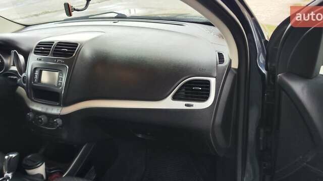 Синий Додж Джорни, объемом двигателя 3.61 л и пробегом 121 тыс. км за 11500 $, фото 14 на Automoto.ua