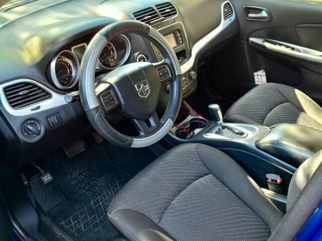 Синій Додж Джорні, об'ємом двигуна 2.4 л та пробігом 172 тис. км за 10999 $, фото 6 на Automoto.ua