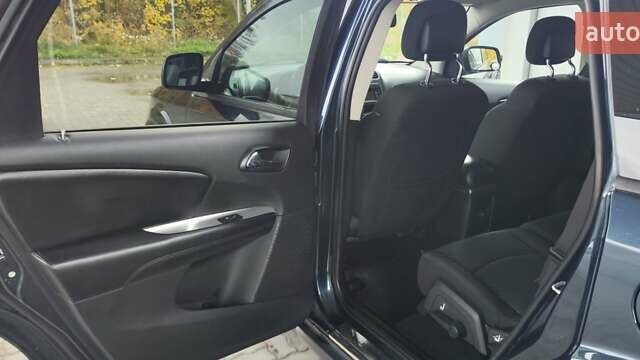 Синий Додж Джорни, объемом двигателя 3.61 л и пробегом 121 тыс. км за 11500 $, фото 15 на Automoto.ua