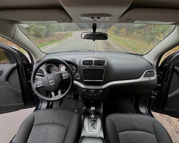 Синій Додж Джорні, об'ємом двигуна 2.36 л та пробігом 91 тис. км за 11500 $, фото 9 на Automoto.ua