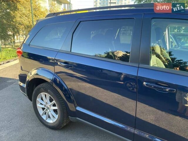 Синий Додж Джорни, объемом двигателя 3.6 л и пробегом 166 тыс. км за 13000 $, фото 19 на Automoto.ua