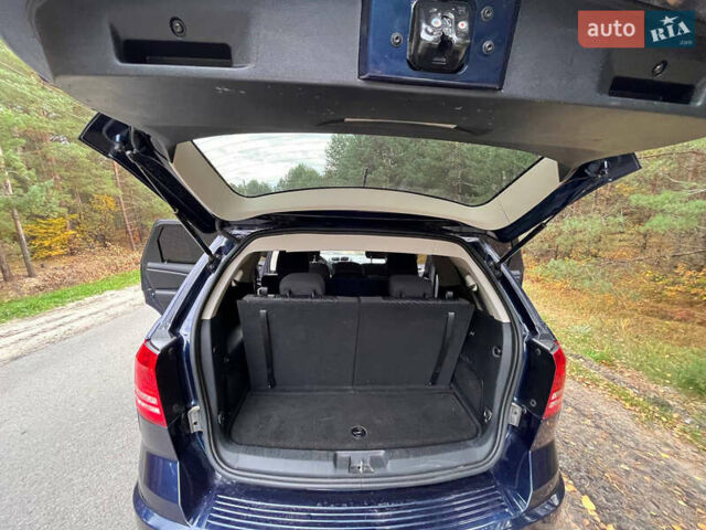 Синій Додж Джорні, об'ємом двигуна 2.36 л та пробігом 91 тис. км за 11500 $, фото 8 на Automoto.ua