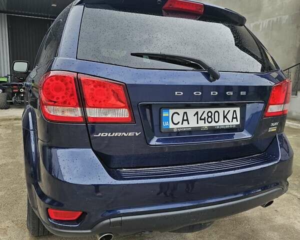 Синий Додж Джорни, объемом двигателя 3.6 л и пробегом 156 тыс. км за 12300 $, фото 2 на Automoto.ua