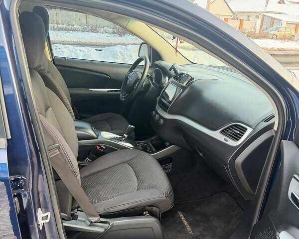 Синій Додж Джорні, об'ємом двигуна 2.36 л та пробігом 210 тис. км за 12600 $, фото 6 на Automoto.ua