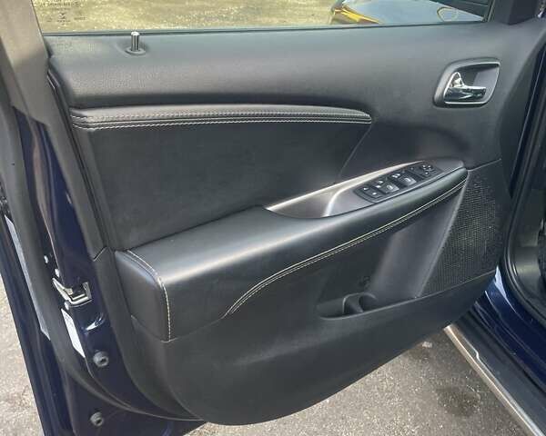Синій Додж Джорні, об'ємом двигуна 3.6 л та пробігом 123 тис. км за 15000 $, фото 6 на Automoto.ua
