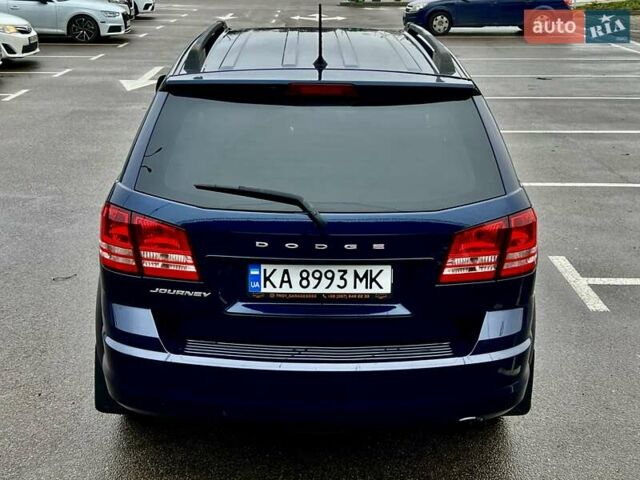 Синий Додж Джорни, объемом двигателя 2.36 л и пробегом 195 тыс. км за 11500 $, фото 7 на Automoto.ua
