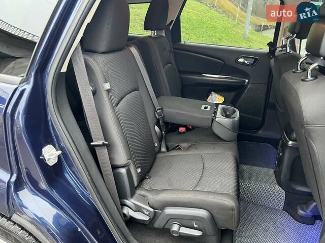 Синий Додж Джорни, объемом двигателя 2.36 л и пробегом 195 тыс. км за 11500 $, фото 37 на Automoto.ua