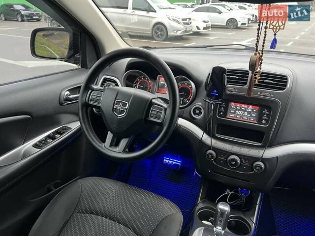 Синий Додж Джорни, объемом двигателя 2.36 л и пробегом 195 тыс. км за 11500 $, фото 38 на Automoto.ua