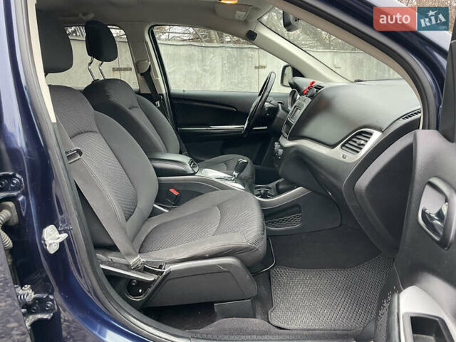 Синий Додж Джорни, объемом двигателя 2.36 л и пробегом 134 тыс. км за 11490 $, фото 15 на Automoto.ua