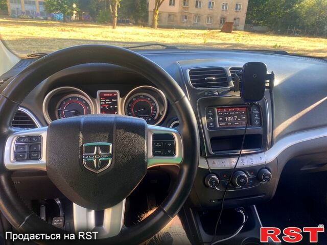 Синий Додж Джорни, объемом двигателя 2.4 л и пробегом 150 тыс. км за 13200 $, фото 5 на Automoto.ua
