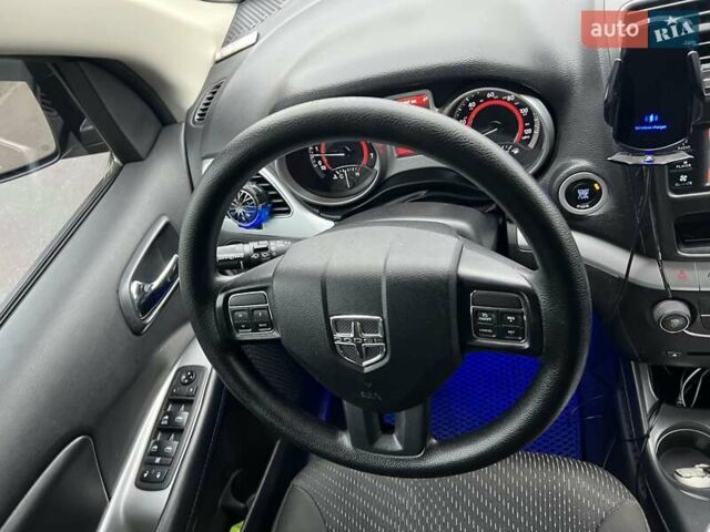 Синий Додж Джорни, объемом двигателя 2.36 л и пробегом 195 тыс. км за 11500 $, фото 42 на Automoto.ua