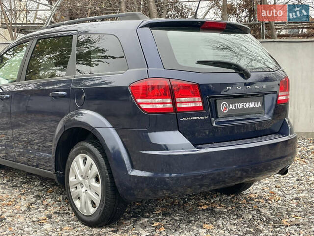 Синий Додж Джорни, объемом двигателя 2.36 л и пробегом 134 тыс. км за 11490 $, фото 6 на Automoto.ua