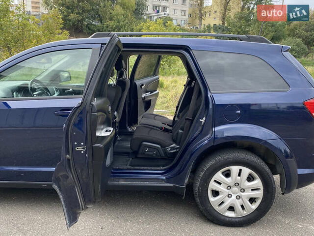 Синий Додж Джорни, объемом двигателя 2.36 л и пробегом 158 тыс. км за 11950 $, фото 37 на Automoto.ua