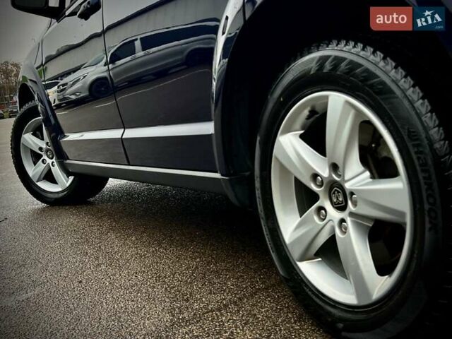 Синий Додж Джорни, объемом двигателя 2.36 л и пробегом 195 тыс. км за 11500 $, фото 22 на Automoto.ua